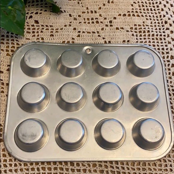 Vintage Mini Muffin Pan! - Picture 3 of 3